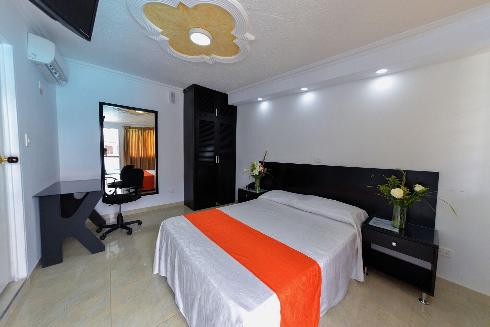 Hotel La Luna Santiago de Cali Esterno foto