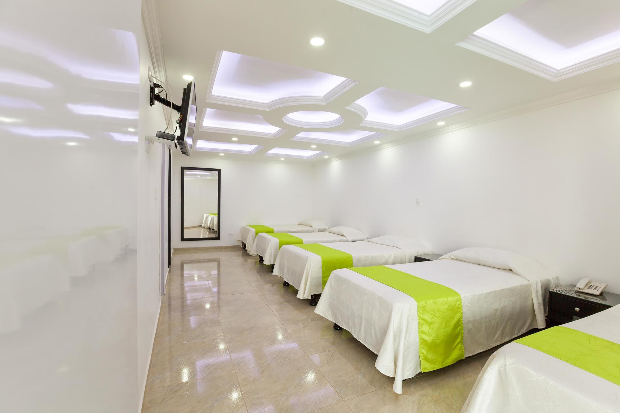 Hotel La Luna Santiago de Cali Esterno foto
