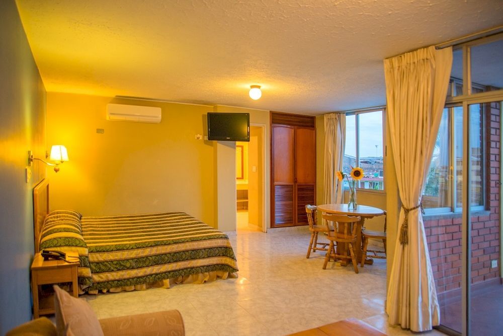Hotel La Luna Santiago de Cali Esterno foto